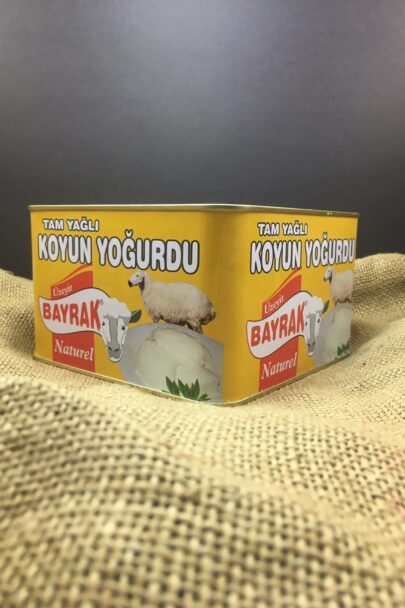 Bayrak Koyun Yoğurdu 1900gr